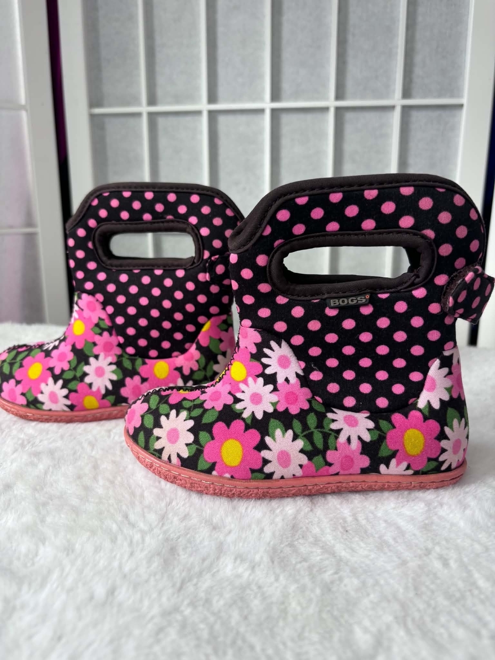 Bogs Kids Pink Floral and Polka Dot Rain Boots - Picture 4 of 7